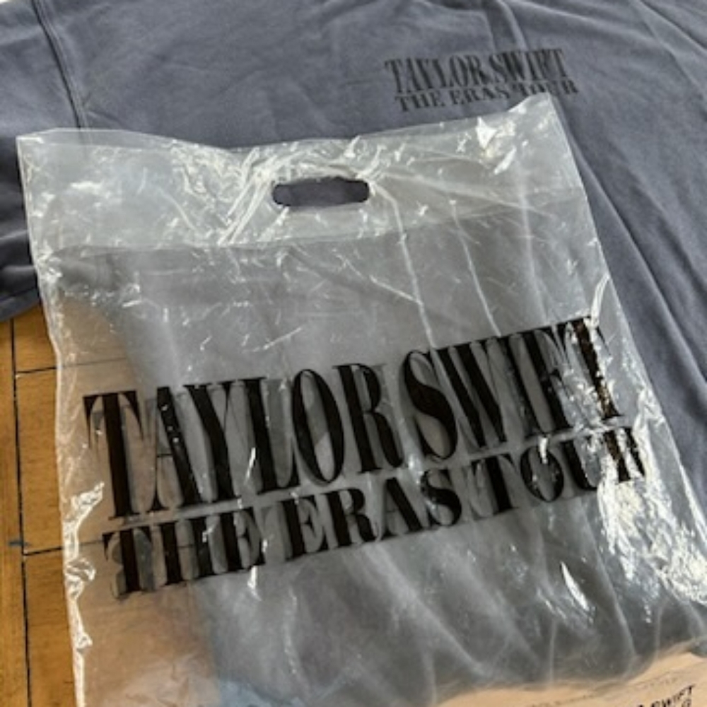 Taylor Swift new era tour sweatshirt